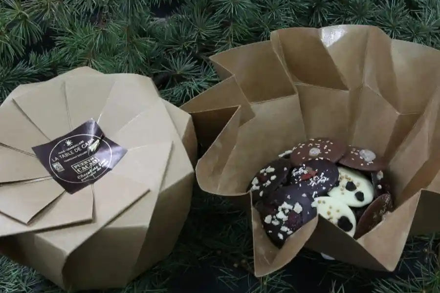 Mendiants 3 chocolats dans leur boîte origami